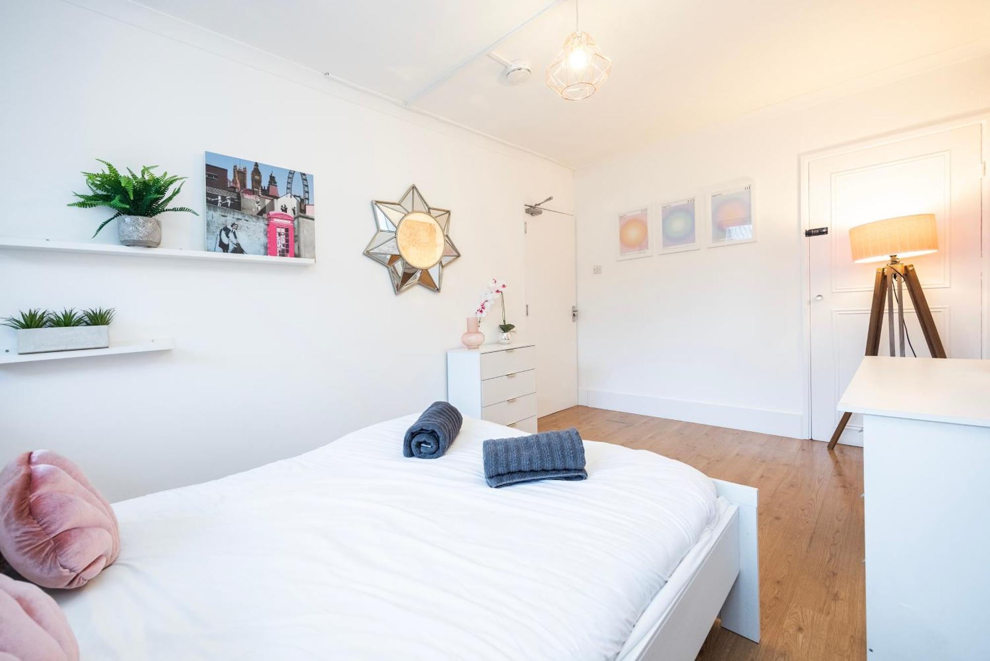 Trendy 4 Bed Apartment Near Vibrant Shoreditch W Balcony And Walking Distance To Tube London Ngoại thất bức ảnh