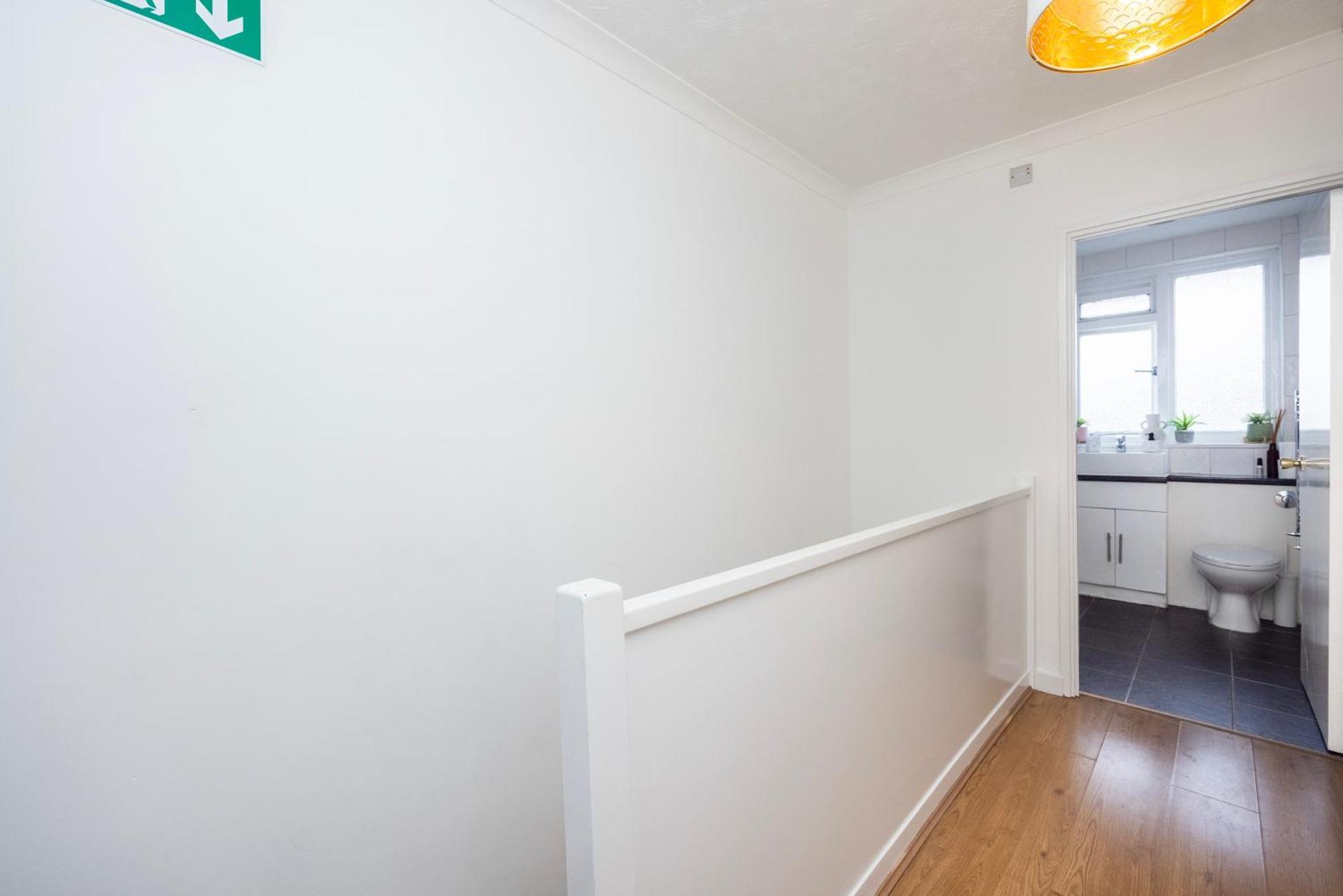Trendy 4 Bed Apartment Near Vibrant Shoreditch W Balcony And Walking Distance To Tube London Ngoại thất bức ảnh