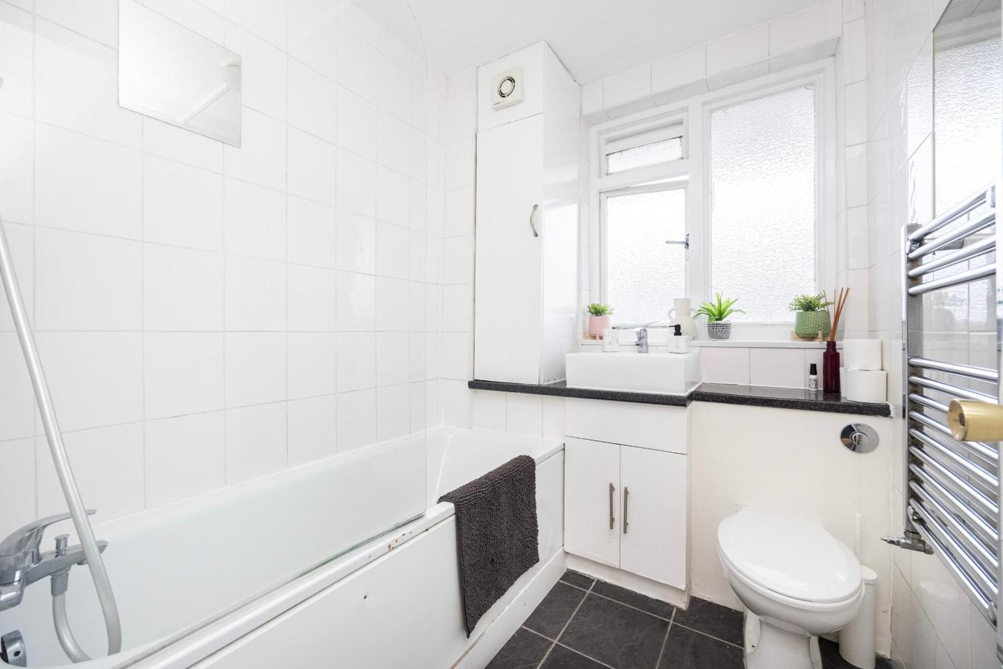 Trendy 4 Bed Apartment Near Vibrant Shoreditch W Balcony And Walking Distance To Tube London Ngoại thất bức ảnh