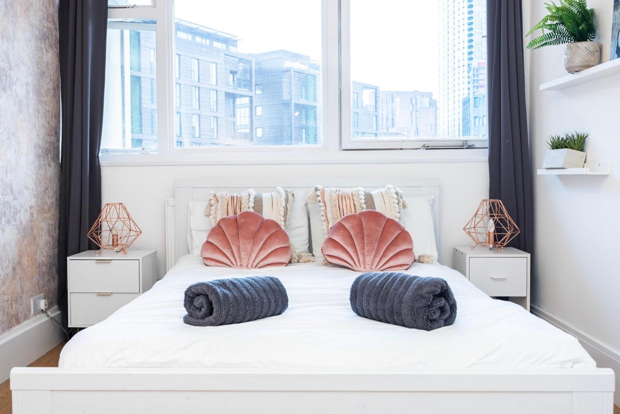 Trendy 4 Bed Apartment Near Vibrant Shoreditch W Balcony And Walking Distance To Tube London Ngoại thất bức ảnh